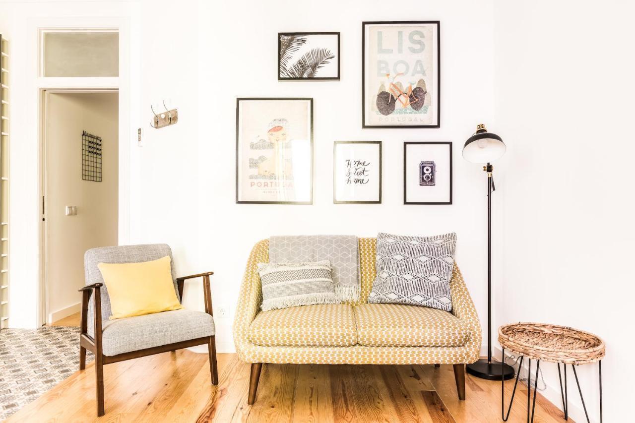 Feel Home in this Stunning Renovated Nest in Graça Lisboa Exterior foto