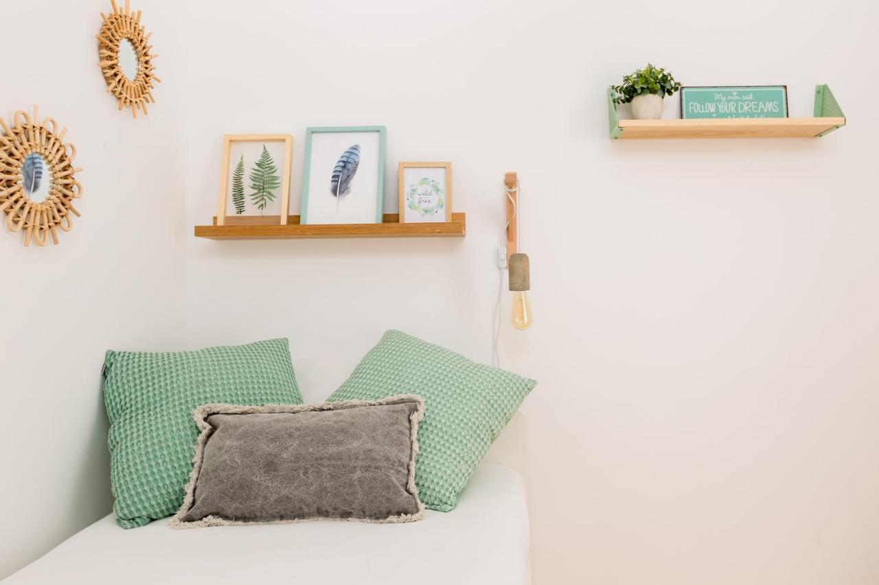 Feel Home in this Stunning Renovated Nest in Graça Lisboa Exterior foto